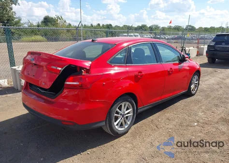 2017 Ford Focus Se z USA, uszkodzony, nr VIN 1FADP3F25HL217664